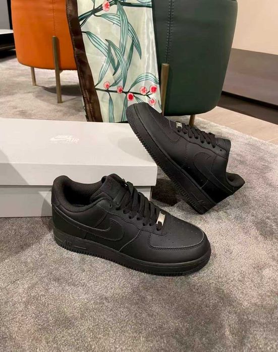 Nike_Air_Force_1_Czarny 38