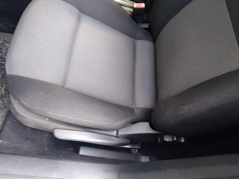 автомобіль Volkswagen  Golf 4
