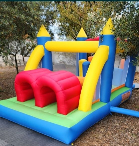 Alugamos insuflável com deslocação