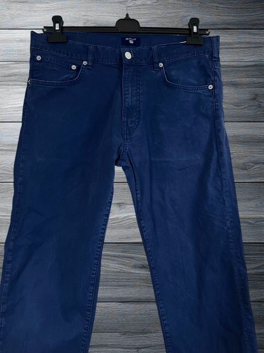 GANT roz. W33 L34 męskie granatowe spodnie chinosy