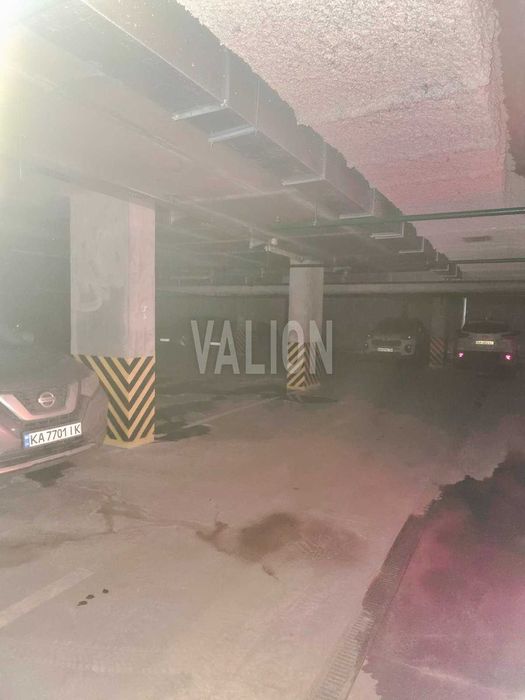 Продаж підземного паркомісця. Вул. Вірменська 6