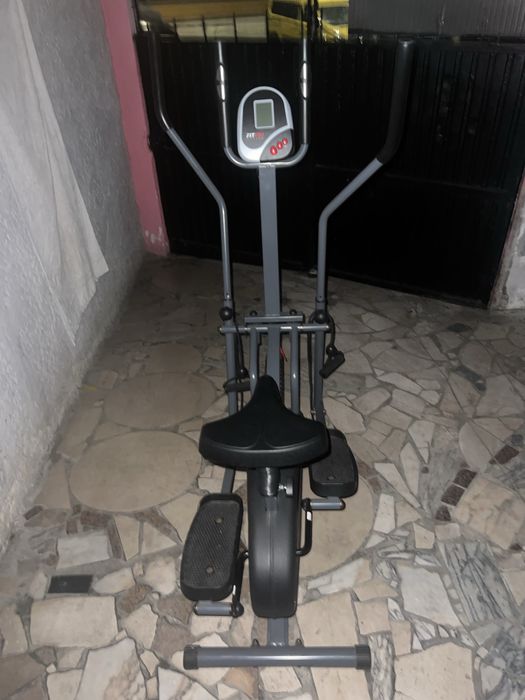 Fit Fiu Fitness; Bicicleta e Eliptica 2 num só.