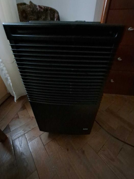 Desumidificador portátil AEG