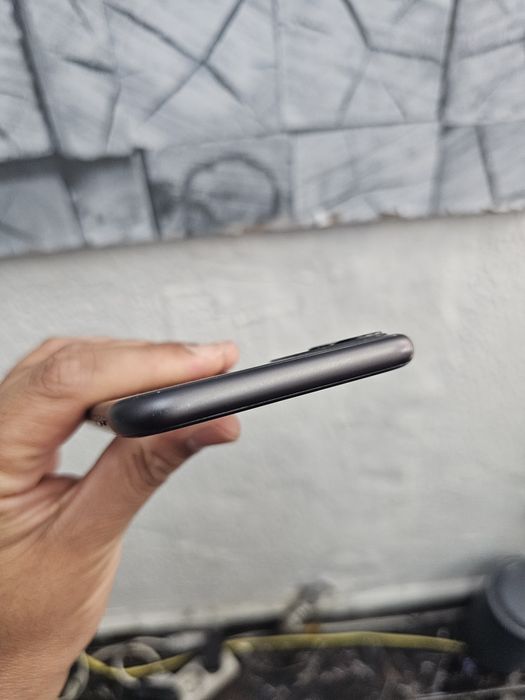 Iphone 11 64gb  100% bateria
