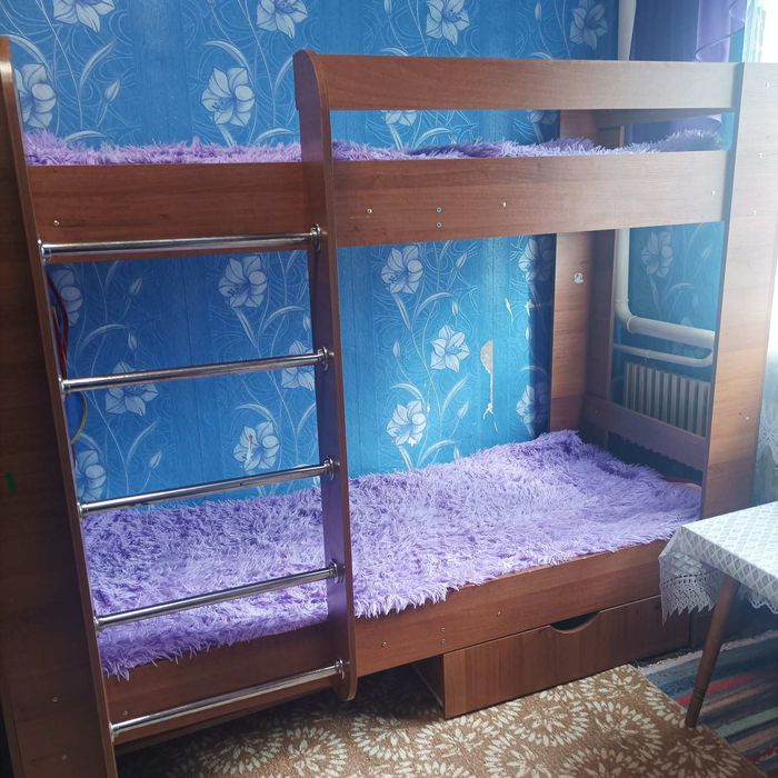 Ліжко двохярусне