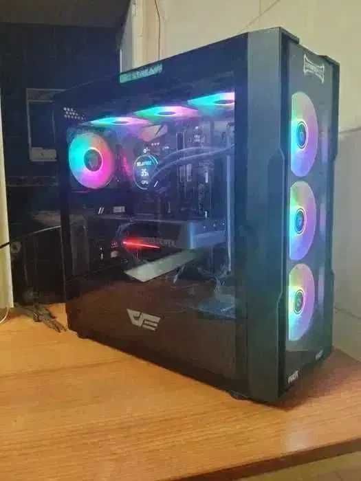 pc gaming - ryzen 7 5800X - RX 9070 XT