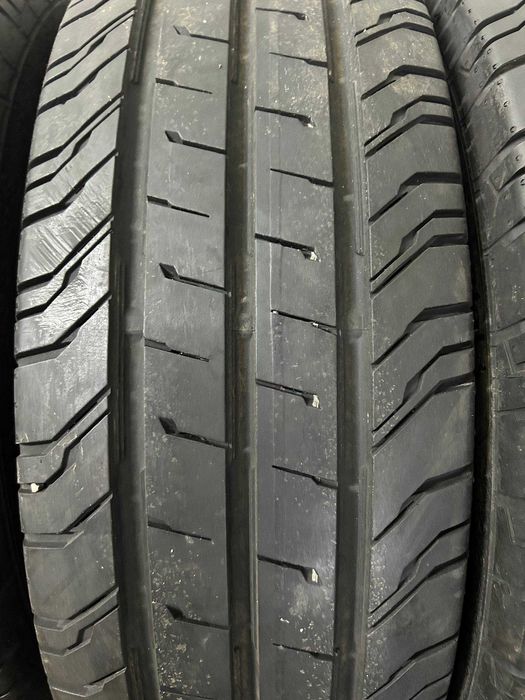 215/60 R17С 109/107T Continrntal ContiVanContact 200