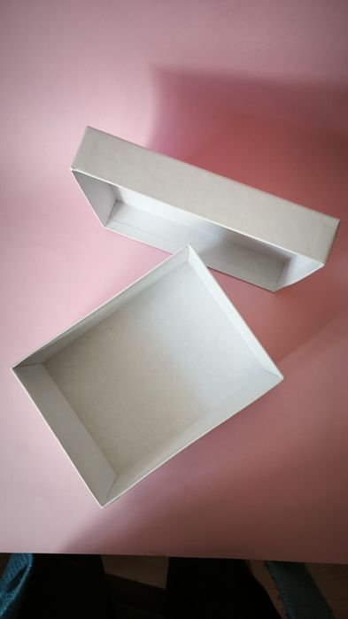 Коробка подарункова