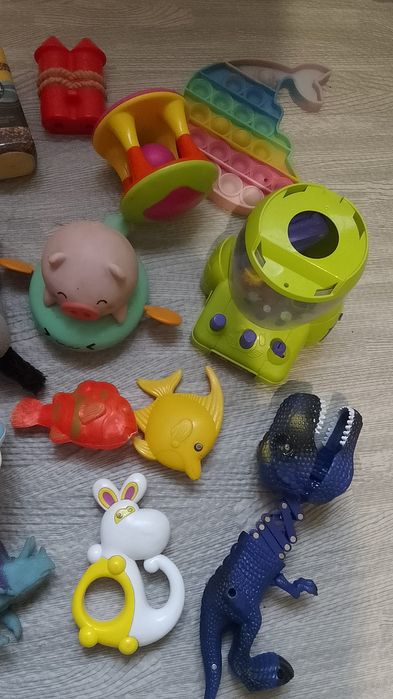 Игрушки погремушки