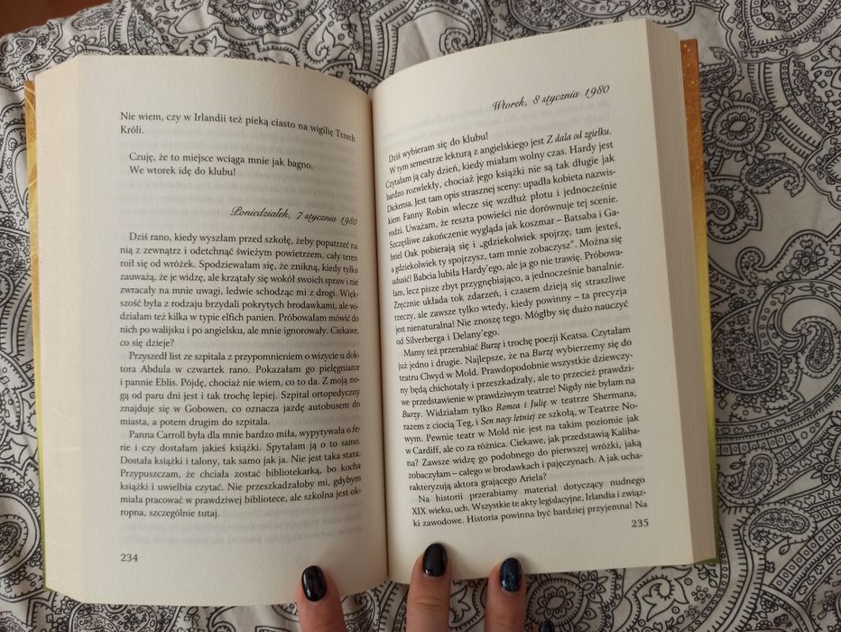 Książka Wśród obcych, Jo Walton