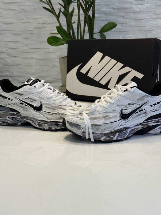 Кросівки Nike Initiator Custom White Black | кроси Найк Інітіатор Кастом білого кольору текстиль