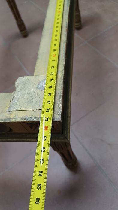 Mesinha vintage para sala sem tampo