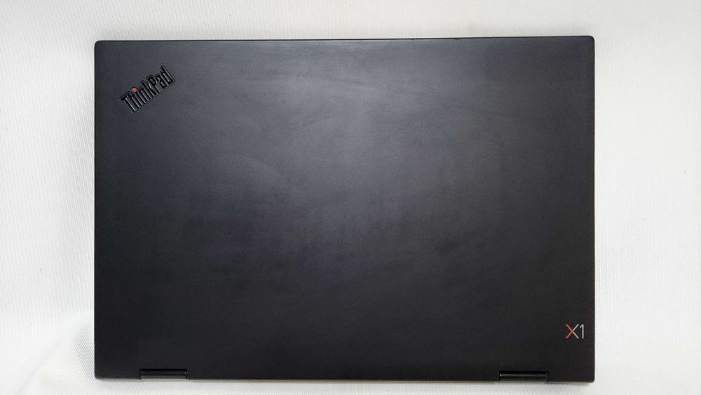 13.9” FHD Touch Lenovo ThinkPad x1 Yoga 3rd  i5-8250U 8 256