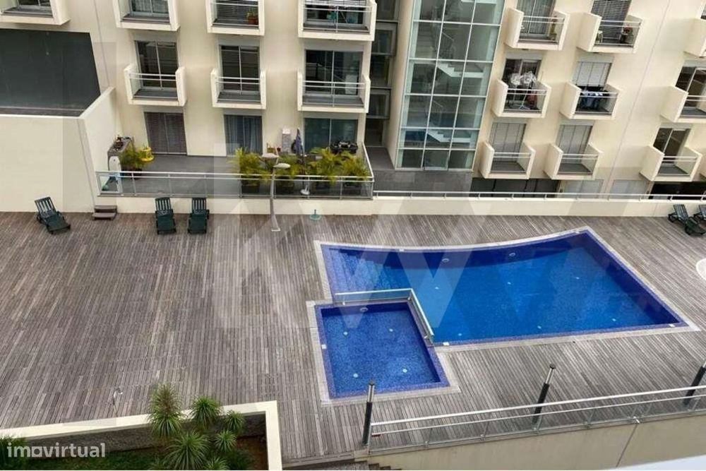 Apartamento T3 Mobilado de Luxo | Condomínio Fechado com Piscina, Giná