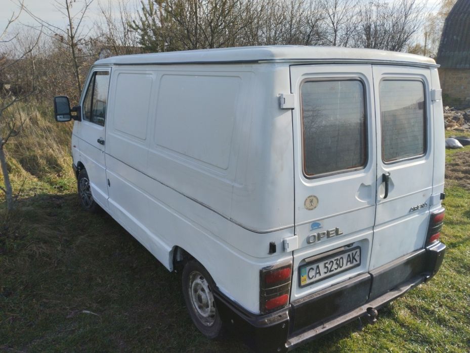 Опель Арена 1998 рв. 2.5 івеко