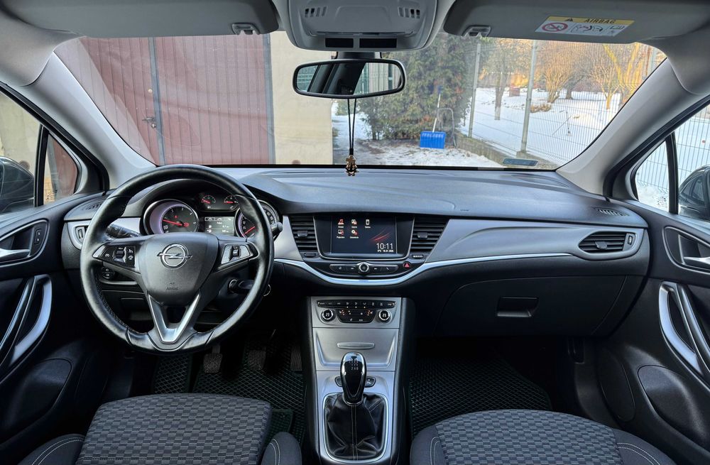 Opel Astra K 1.6 BiTurbo , orginalny lakier , zadbany