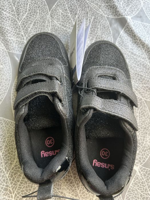 Нові кросівки 30 р.