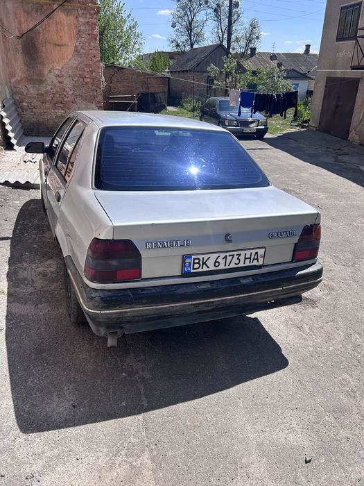 Обмін RENAULT 19
