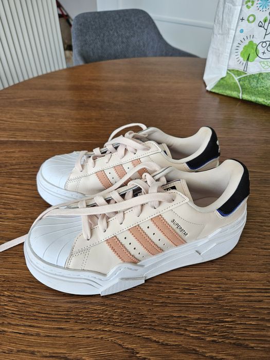 Adidas superstar