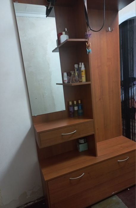 Продам прихожую,Даманский