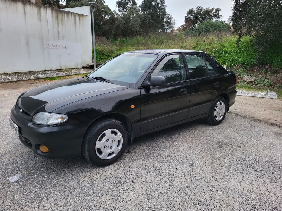 HYUNDAI Accent 1.3 Gasolina