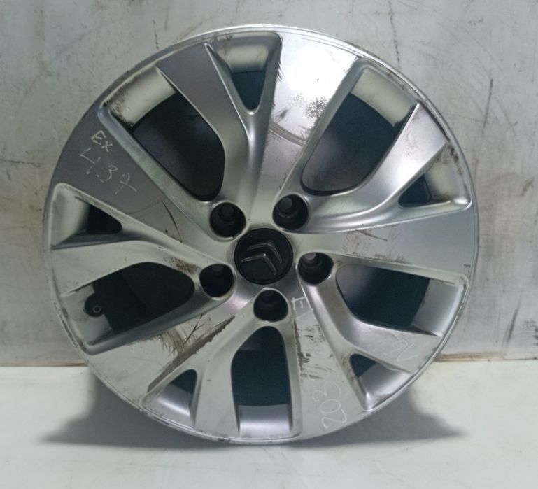 Jante frente esquerda SEAT Leon (5F1)
