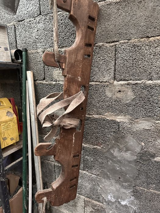 Jugo de bois em bom estado de  conservação