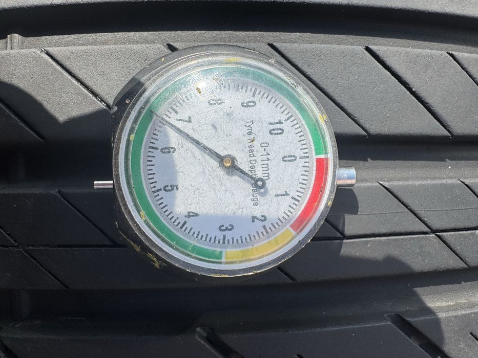 Шини 215/50/18  бріджестон