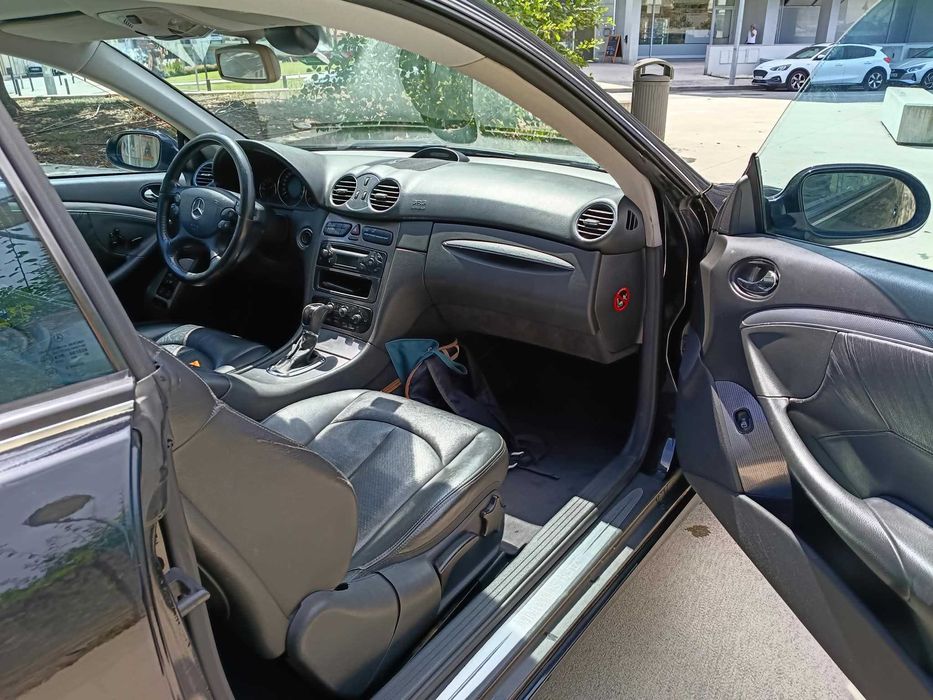 Mercedes CLK 200 Kompressor 2003 com apenas 200.000 kms !