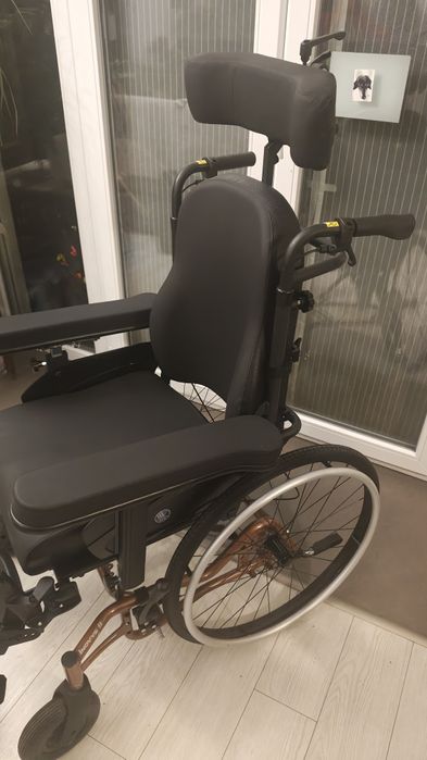 Wózek inwalidzki specjalny multipozycyjny INOVYS 2 EVO Vermeiren