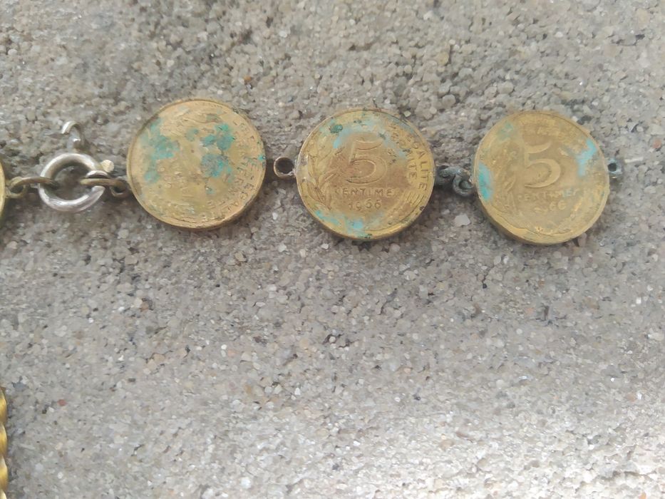 Pulseira de 9 moedas 5 centimes de 1966 e botões de punho  5 centimes