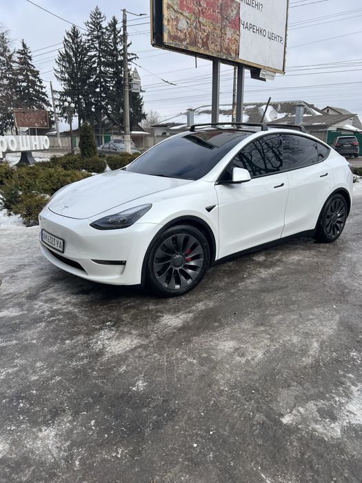 Tesla model Y Performance 2022