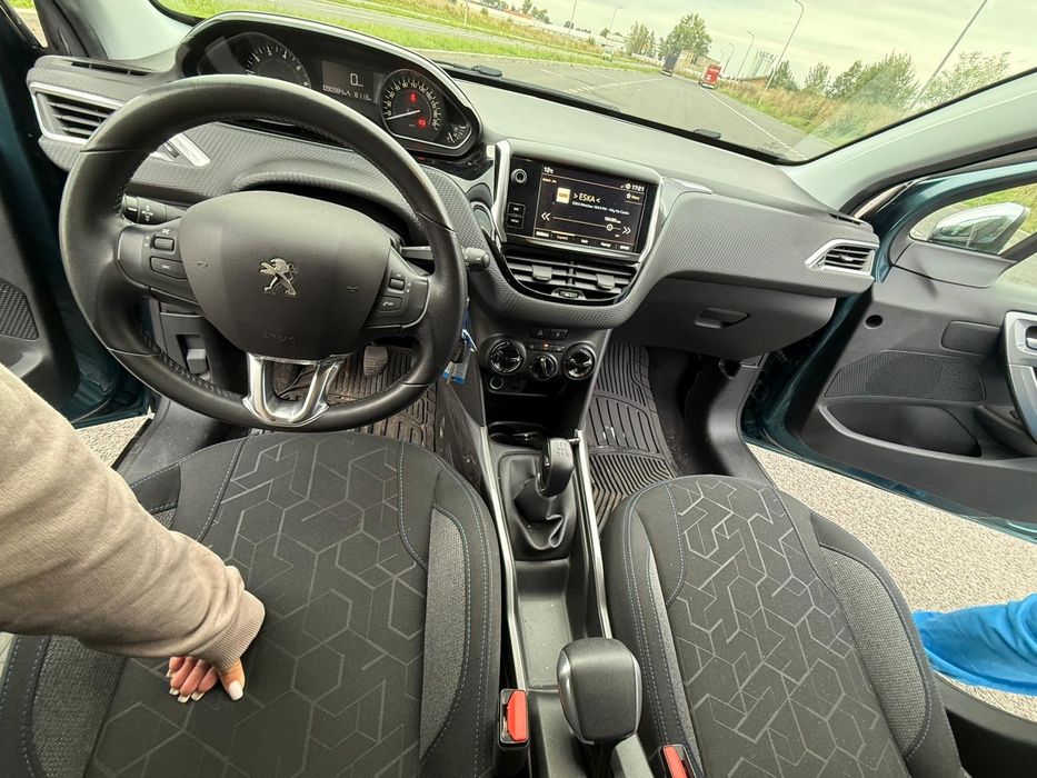 PEUGEOT 2008  super stanie