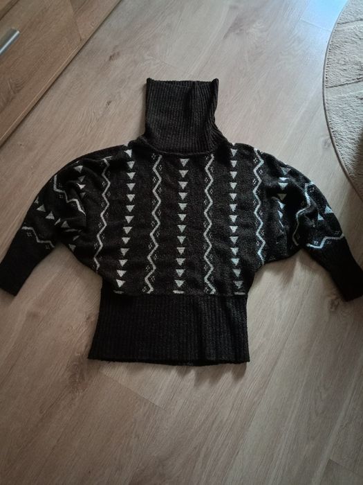 Sprzedam sweter damski nietoperz