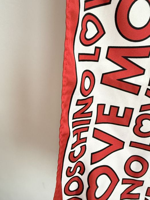 Love moschino chusta napis szal jedwab