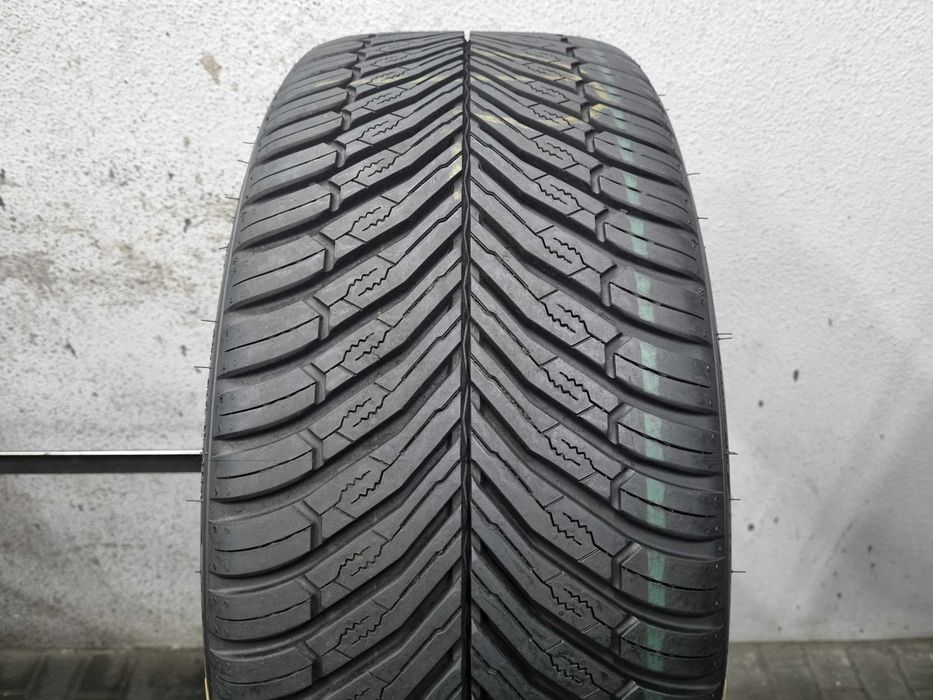 235/35zr20 92Y Hankook iON FlexClimate D.1326