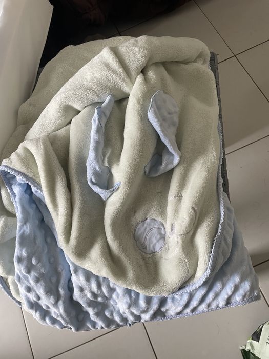 Varios artigos de crianca