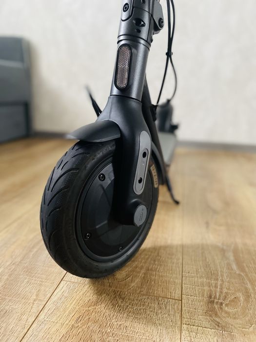 Продам електросамокат Ninebot KickScooter F25E II ТОРГ