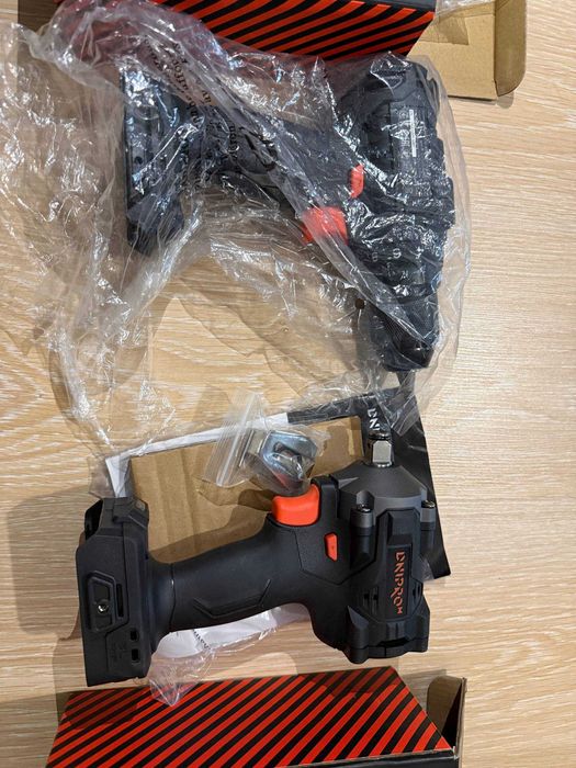 акумуляторний дриль-шуруповерт, гайковерт Dnipro-M CD-200 BC Ultra.