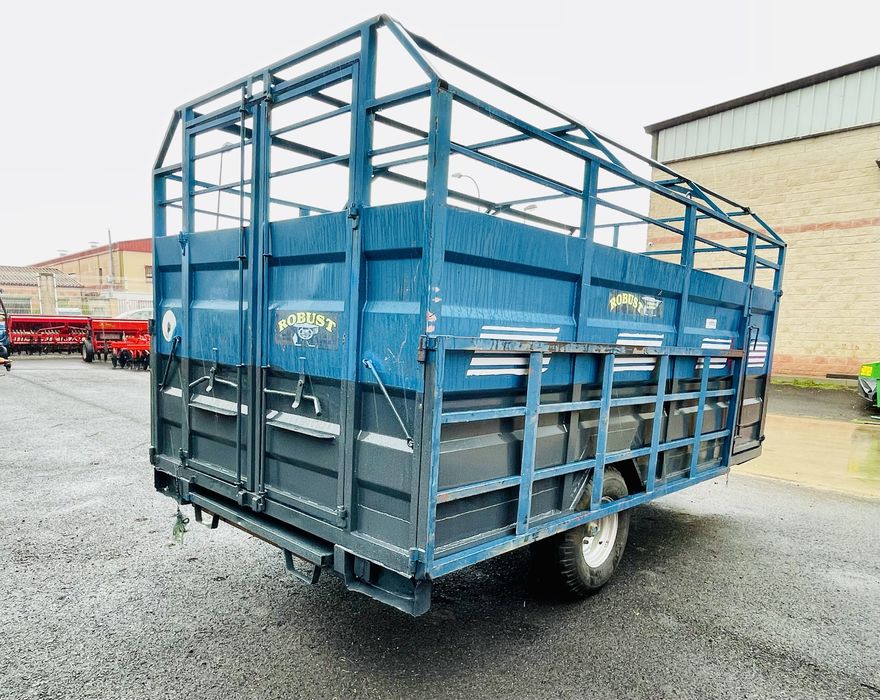 reboque para transporde de animais