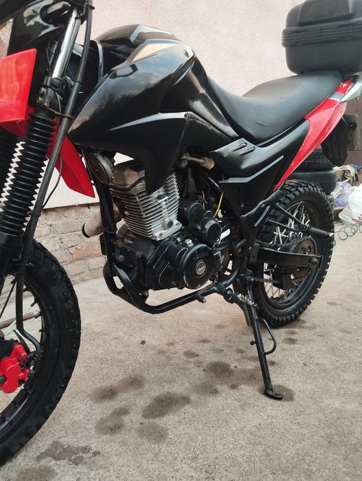 Skymoto dragon 200,(43000) Loncin lx200gy-3(38000)