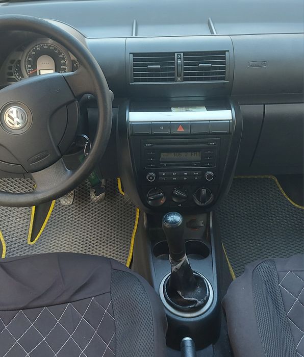 Продам Volkswagen Fox
