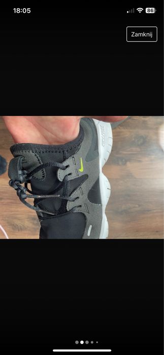 Adidasy nike material