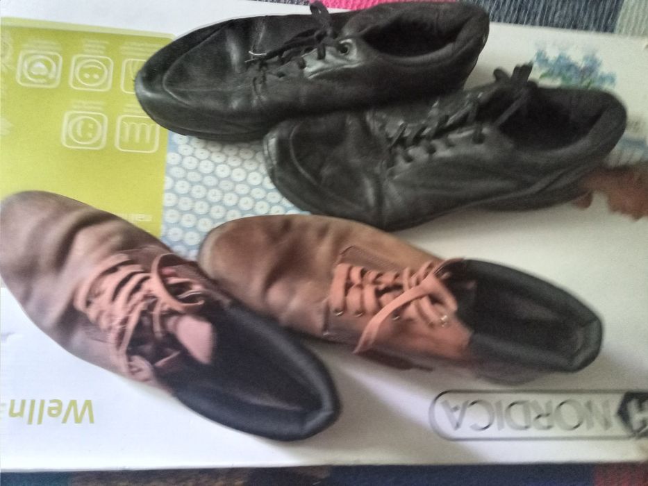 700 грн за обе пары.Комплект мужской обуви: Asics и Timberland, р. 48-49 (32 см)
​Оригинал!