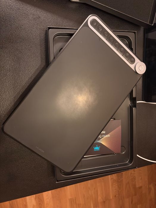 Tablet graficzny Huion Q620M Dial - stan dobry, 100% sprawny