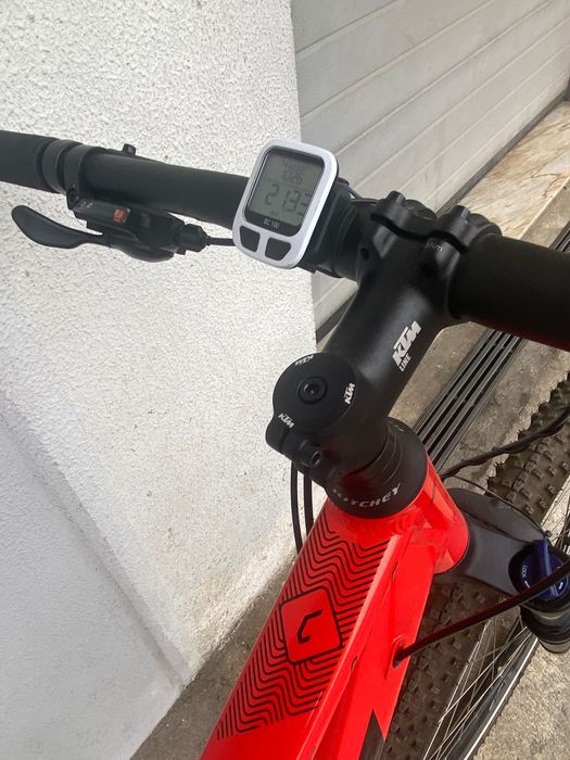 Bicicleta KTM como nova