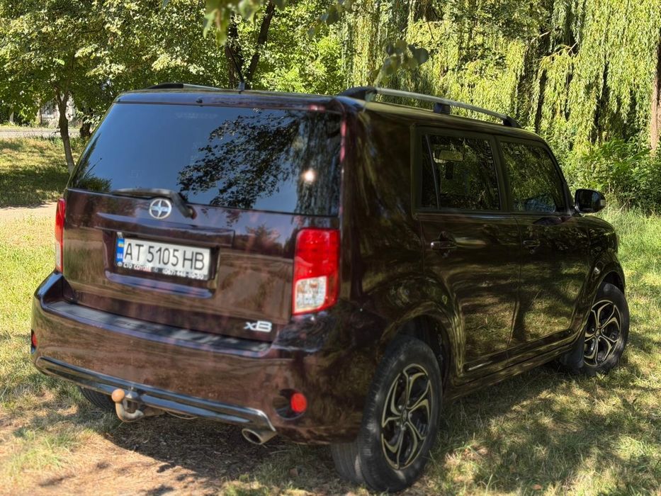 Просте,  надійне і одночасно  ексклюзивне авто від бренду Тойота з надійністю перевіреною часом від Кемрі 40