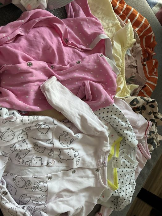 Pajacyki niemowlęce 9 sztuk
