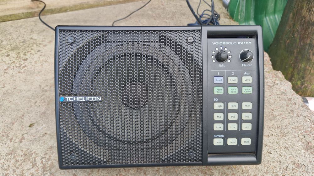 TC Helicon Voice Solo 150 FX.