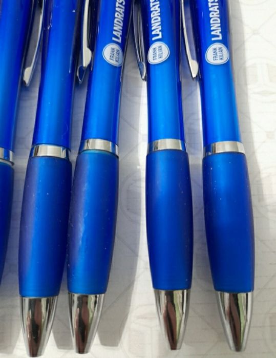 Ручка шариковая 2017